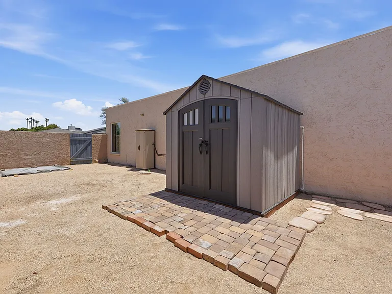2610 S Fairfield Dr — Photo 18