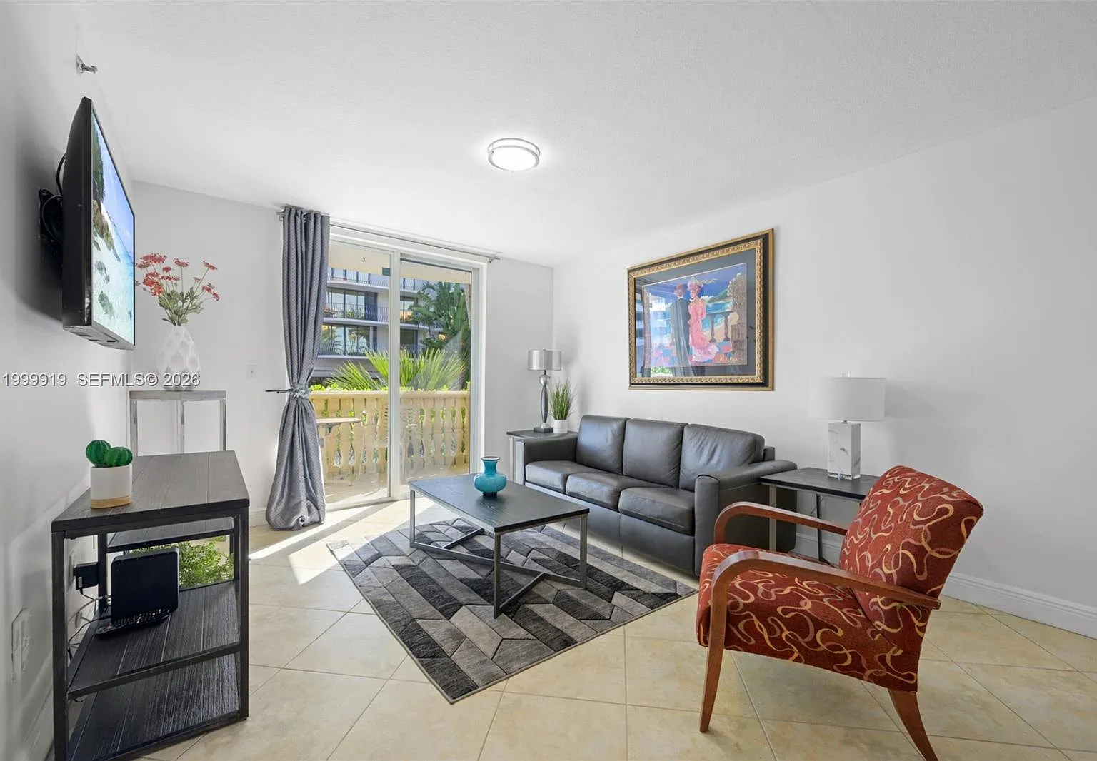 Surfside Palms Condo — Photo 2