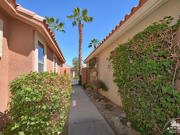 3rd image of 42637 Edessa St