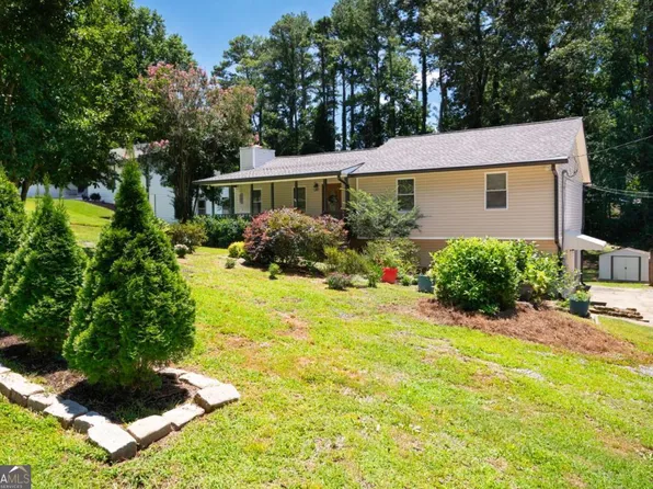 3587 Hogan Dr NW, Kennesaw, GA 30152