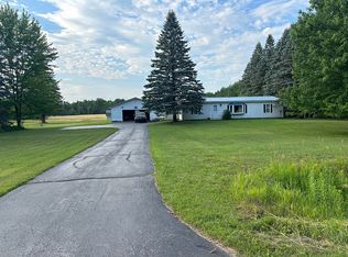 8820 Alger Rd, Alger, MI 48610