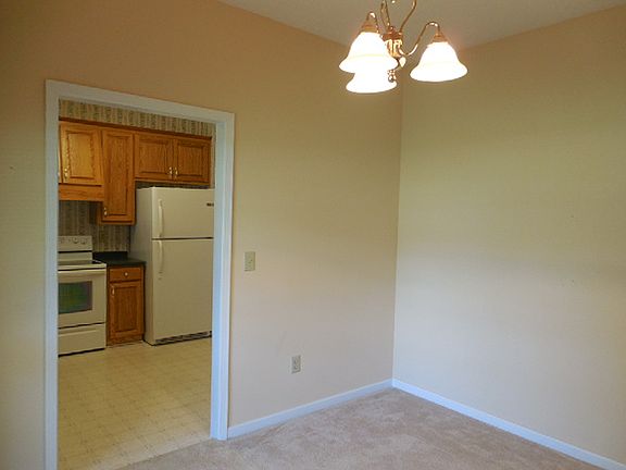 Formal Dining