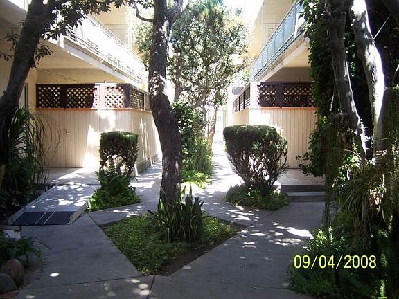 2nd image of 12307 Pacific Ave APT 4