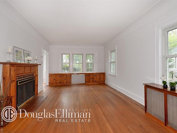 2nd image of 76 Fairview Ave
