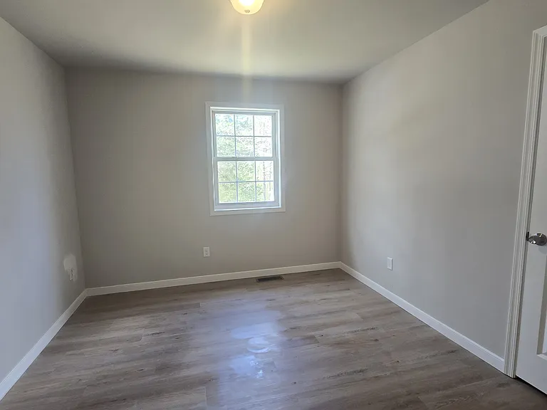 15615 Allen Dr — Photo 10
