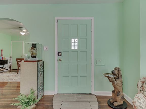 4th image of 4658 Wentworth Blvd