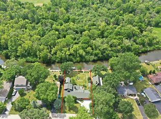 4115 Westwood Dr, Wonder Lake, IL 60097