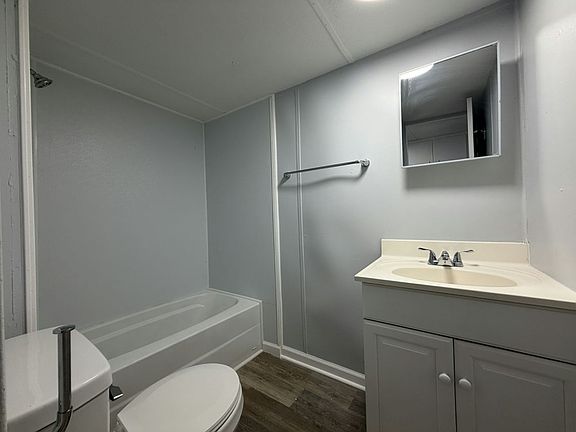5th image of 11240 N Northwood Dr #79