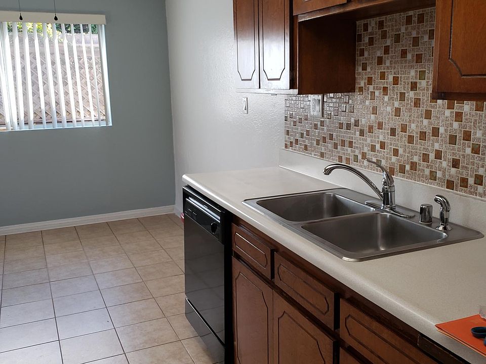 1st image of 25110 Cypress St #25110