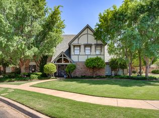 9207 Vicksburg Ave, Lubbock, TX 79424