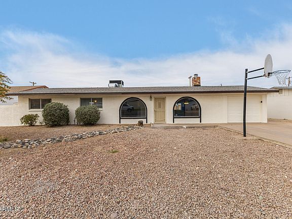 2nd image of 328 E Monte Way