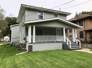 532 S Dodge St, Iowa City, IA 52240