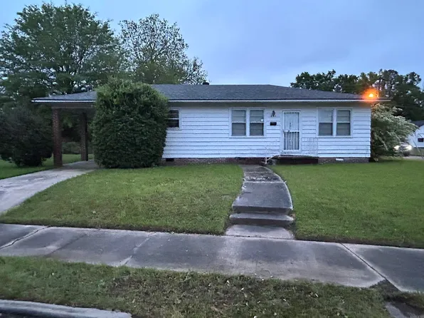 301 Park Pl, Pine Bluff, AR 71601