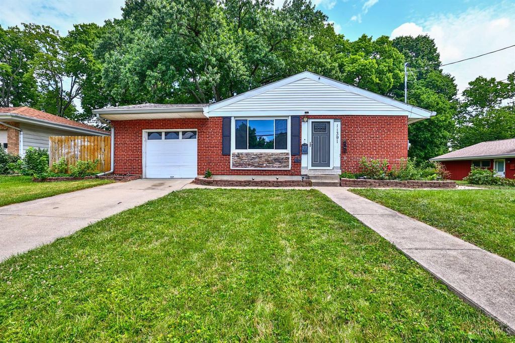 Real estate listing image