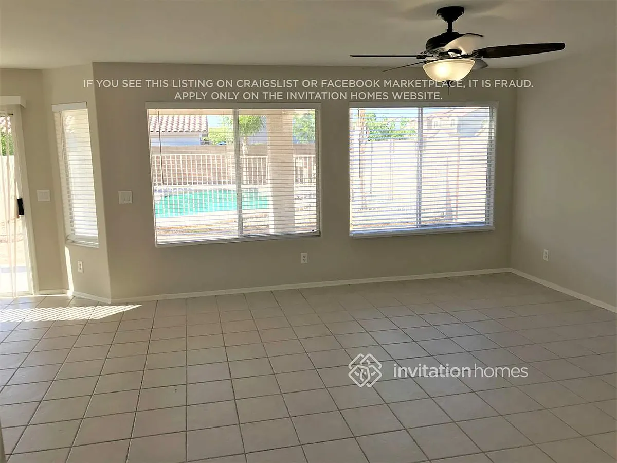 Building Photo - 15324 W Watson Ln