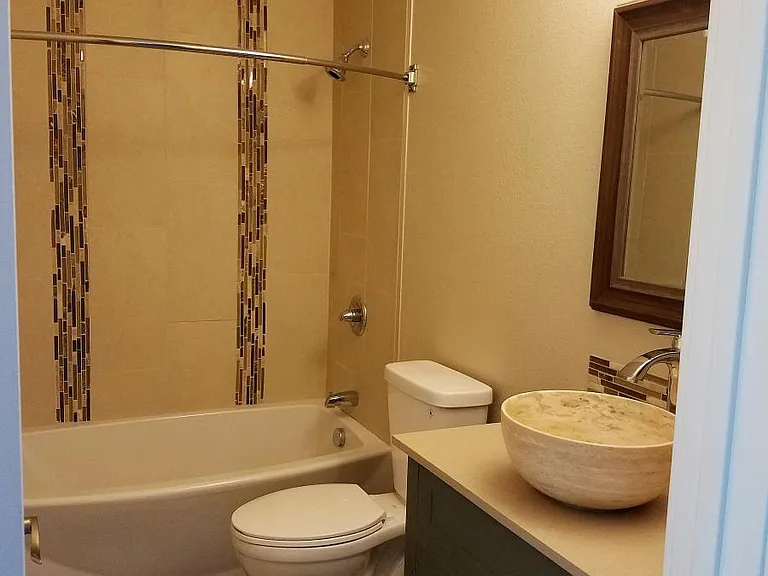 2nd Floor Bath