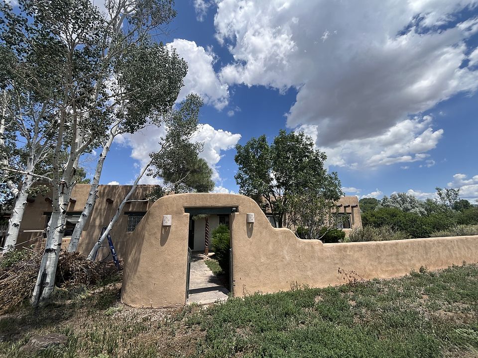 1st image of 120 Los Cordovas Dr