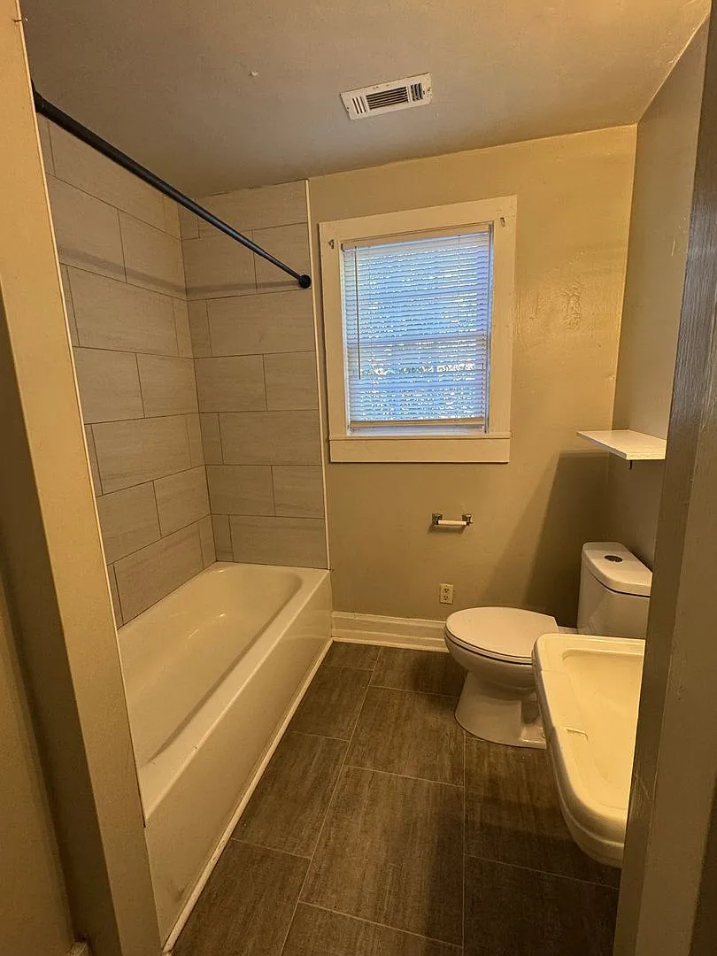 Adorable home in the heart of the medical district! — Photo 2