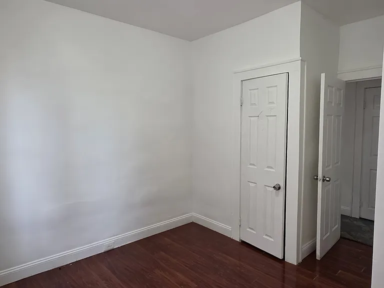 915 S Wood Ave #1 — Photo 4