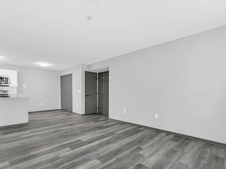 Parkview Apartments — Photo 14