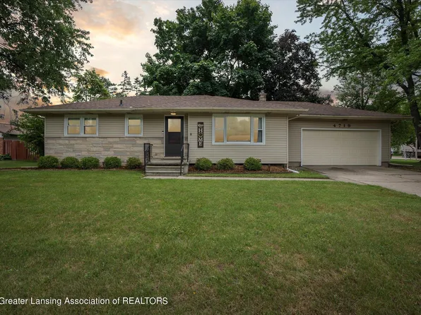 4719 Blackberry Ln, Lansing, MI 48917