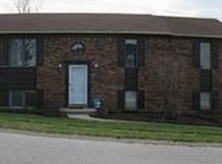2201 Woodford Dr, Richmond, KY 40475