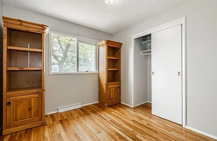 1501 Austin Ave — Photo 2