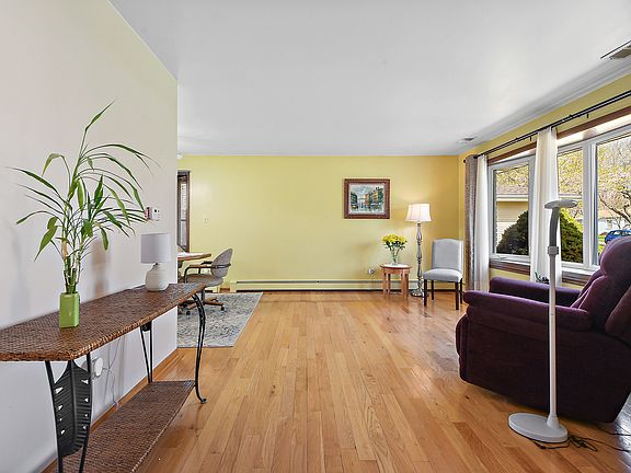 5th image of 9149 W 147th St