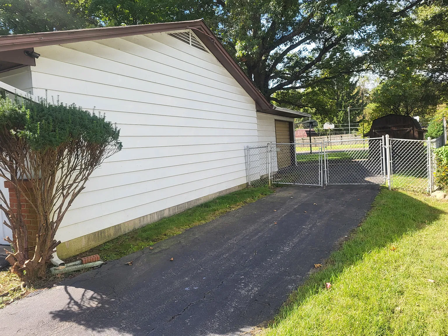 4 bed, 1426 sqft, $2,650 — Photo 3