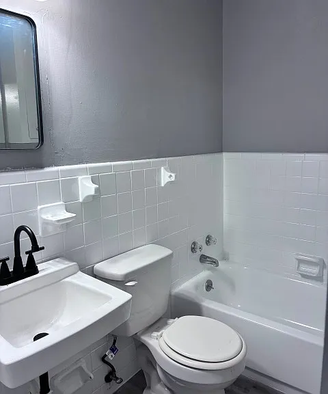 1416 Wooddell Dr — Photo 2