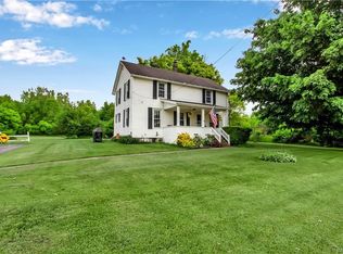 11046 Millers Rd, Lyndonville, NY 14098