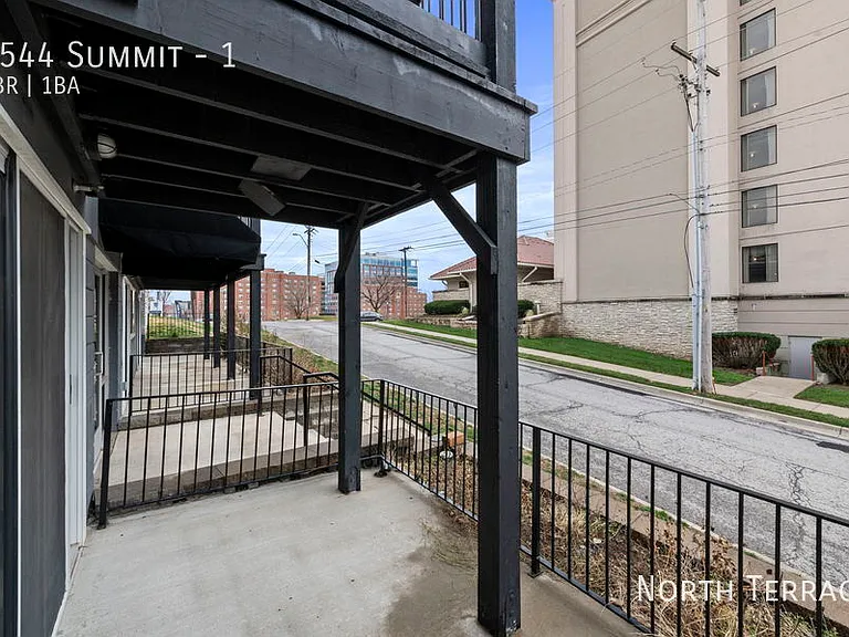 4544 Summit St #1 — Photo 11