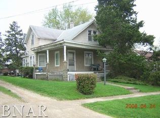 1308 Seminary Ave, Bloomington, IL 61701