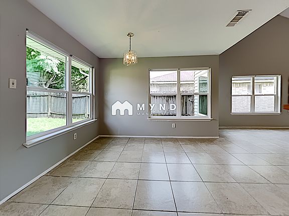 5th image of 12710 Autumn Mill Dr