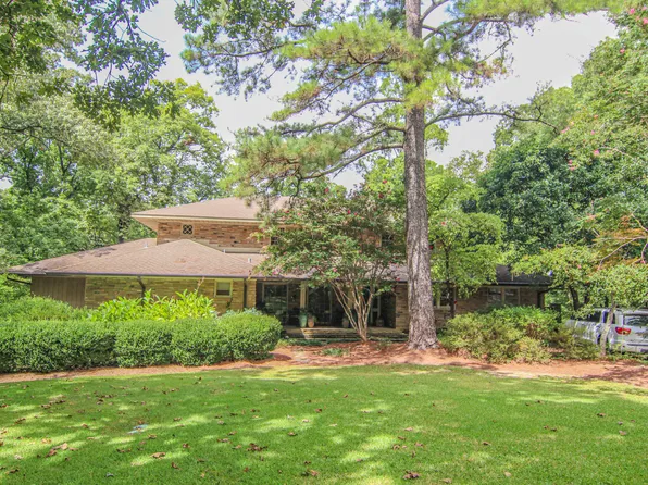 1705 Chickasaw Dr, Columbus, MS 39705