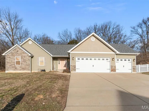 1561 Timber Wolf Dr, Festus, MO 63028