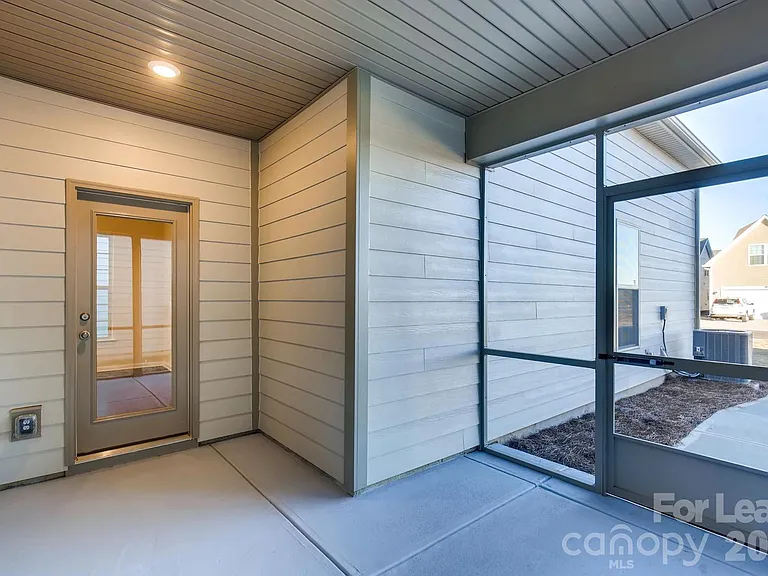 6418 Raffia Rd — Photo 25