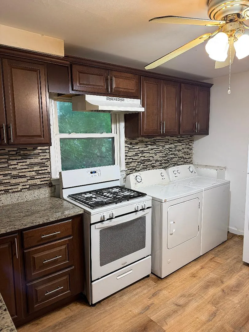 3 bed, 952 sqft, $1,400 — Photo 4