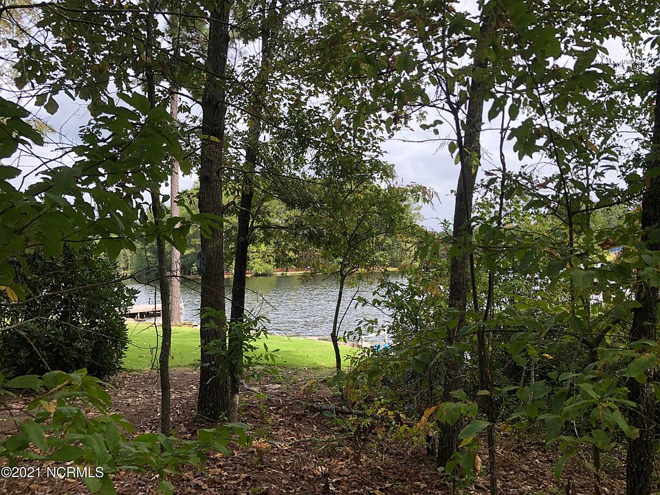 1st image of 419 Lakeside Drive