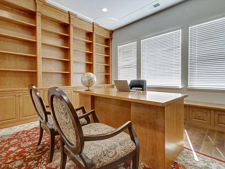 1852 Saddle Park Pl — Photo 9