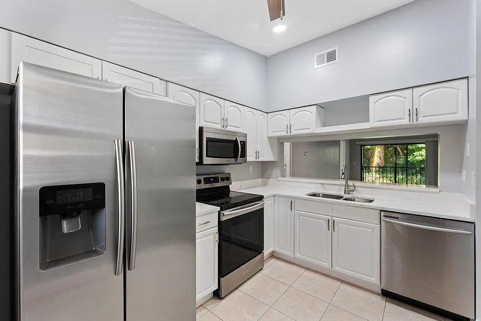 3139 Millwood Ter #2240