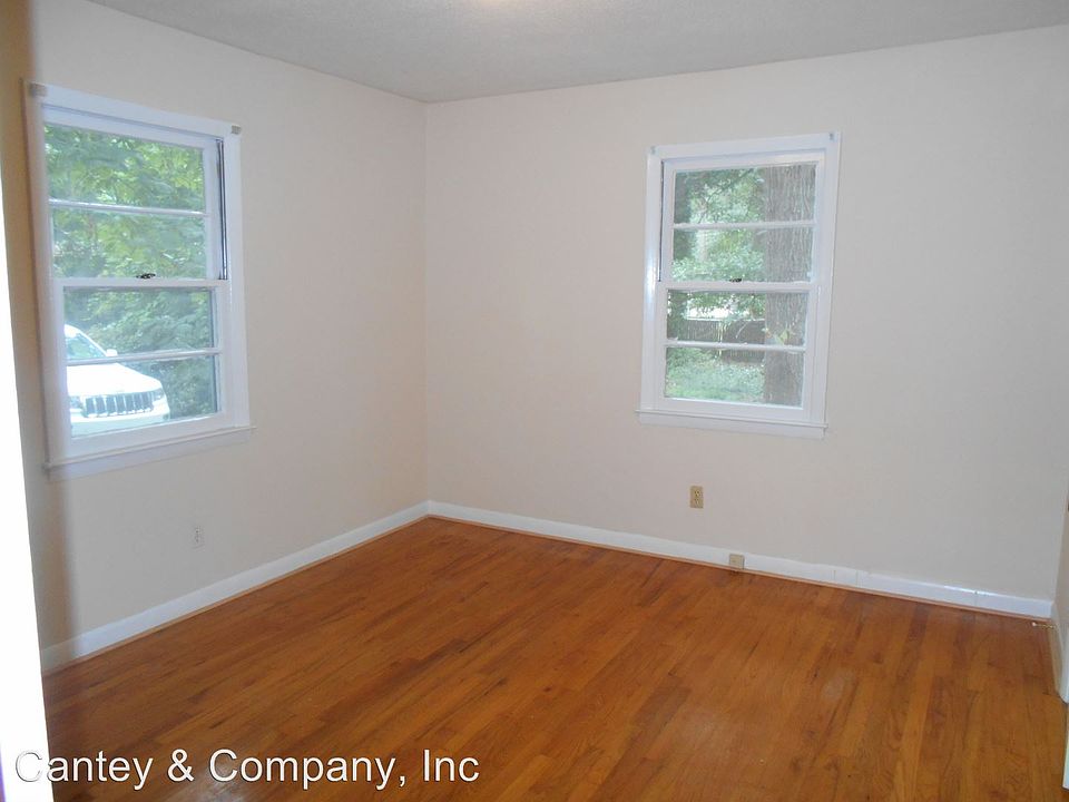 2nd image of 5 Joyce Ct