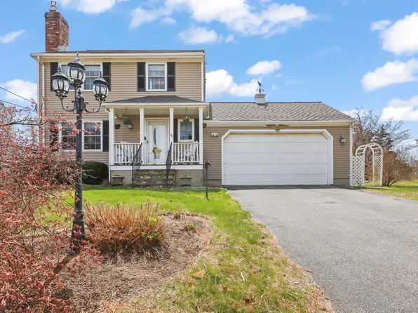 36 Town Neck Road, Sandwich, MA 02563