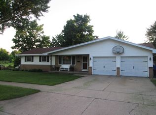 2209 N Gillett St, Appleton, WI 54914