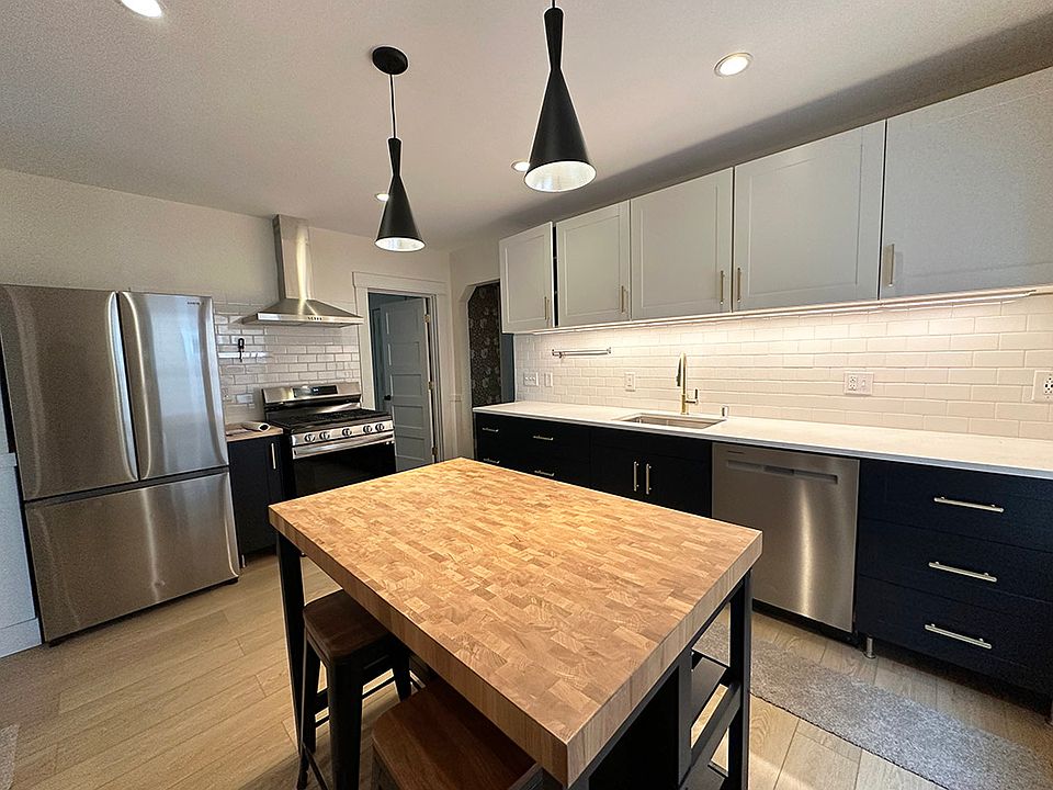 1st image of 1427 Williamson St #1