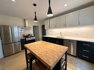 1427 Williamson St #1, Madison, WI 53703