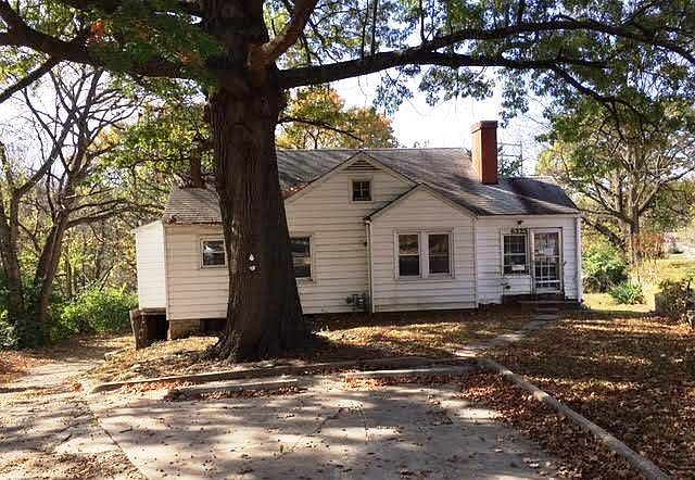 1st image of 6325 Wyndale Ct