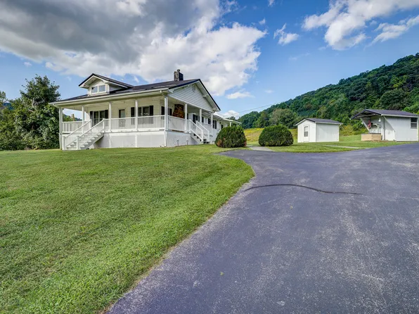 129 Burbank Rd, Roan Mountain, TN 37687