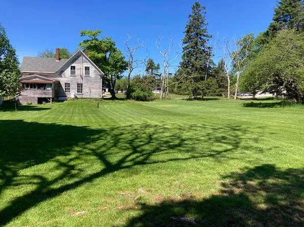 231 N Main St., Stonington, ME 04681