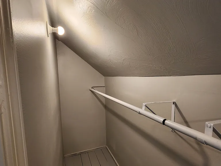 3415 Roehl Ave #2 — Photo 15